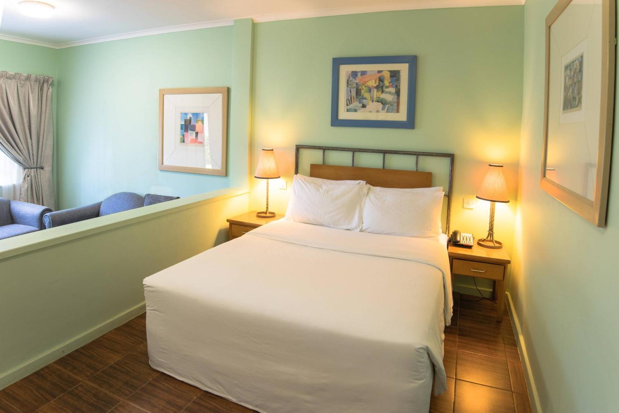 Protea Hotel By Marriott Dar Es Salaam Oyster Bay Екстериор снимка